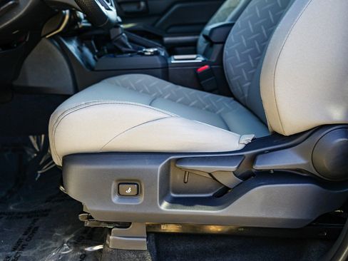 New 2026 Toyota Tacoma SR5 AWD/4WD image 21