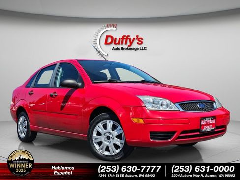 Used 2007 Ford Focus SE FWD image 1