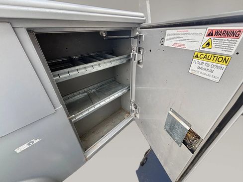 Used 2017 RAM 3500 Tradesman w/ Chrome Appearance Group image 32