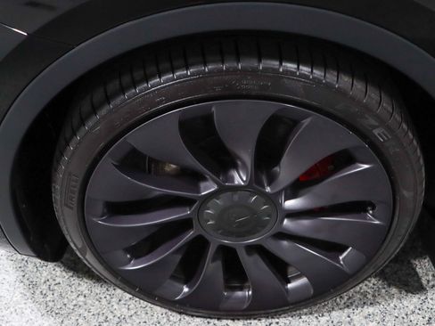 Used 2021 Tesla Model Y Performance AWD/4WD image 11