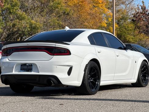 Used 2023 Dodge Charger Scat Pack image 4