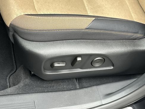 New 2026 Chevrolet Equinox ACTIV w/ Convenience Package III image 11