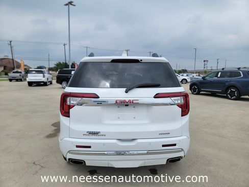 Used 2023 GMC Acadia Denali AWD/4WD image 6
