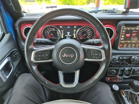 Used 2022 Jeep Gladiator Rubicon w/ Cold Weather Group image 26