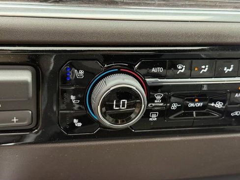 New 2026 Chevrolet Silverado 2500 LTZ w/ LTZ Premium Package AWD/4WD image 17
