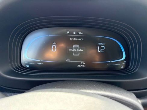 Used 2023 Hyundai Venue SEL w/ Cargo Package FWD image 8