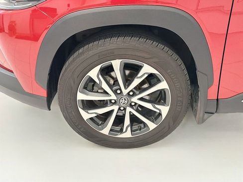 Certified 2022 Toyota Corolla Cross XLE w/ Convenience Package image 25