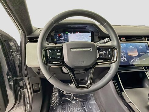 Used 2026 Land Rover Range Rover Evoque S AWD/4WD image 11
