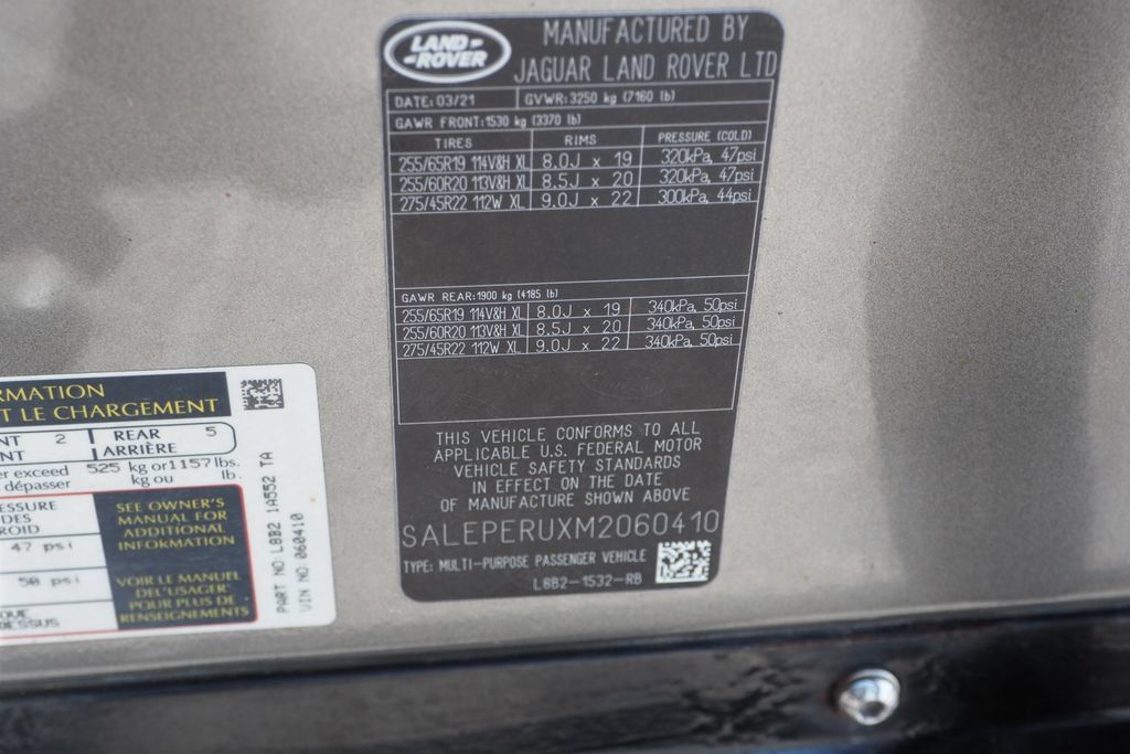 Used 2021 Land Rover Defender 110 SE AWD/4WD image 31