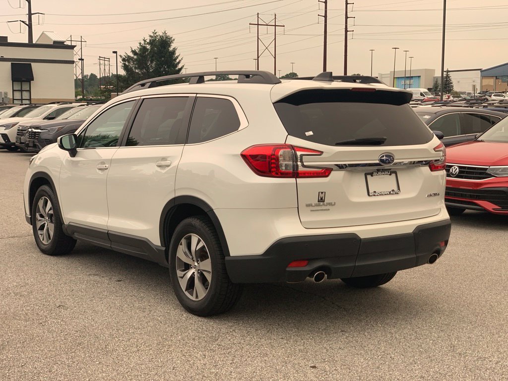 Used 2024 Subaru Ascent Premium w/ Convenience Package AWD/4WD image 4