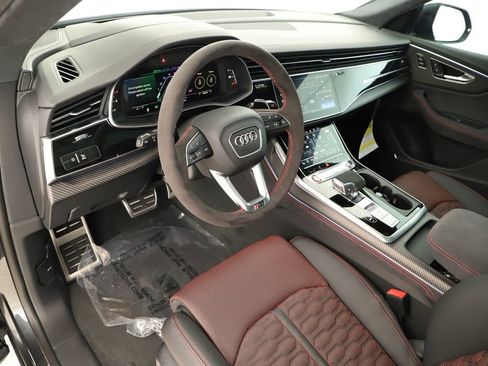 New 2026 Audi RS Q8 performance image 15