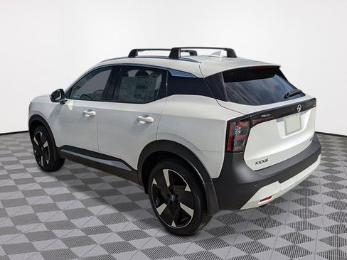 New 2026 Nissan Kicks SR image 5