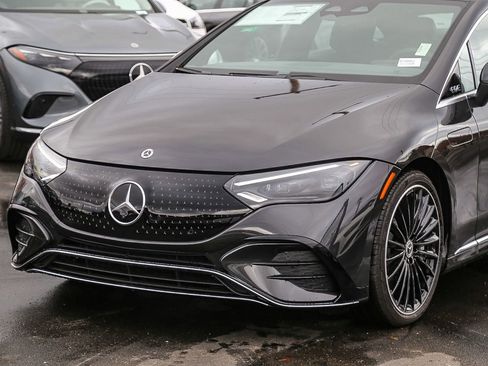 Used 2024 Mercedes-Benz EQE 350+ 4MATIC Sedan image 7