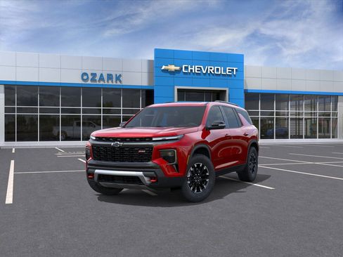 New 2026 Chevrolet Traverse Z71 w/ LPO, Floor Liner Package image 43