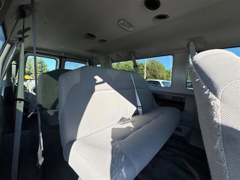Used 2013 Ford E-350 and Econoline 350 XL image 19