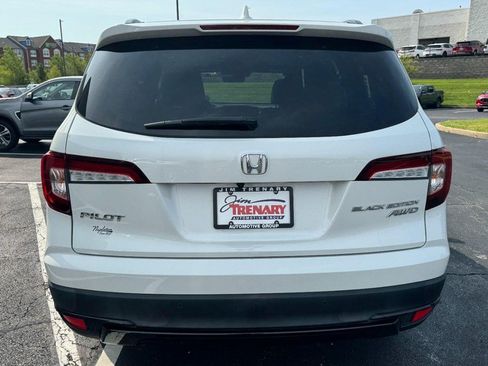 Used 2022 Honda Pilot Black Edition image 4