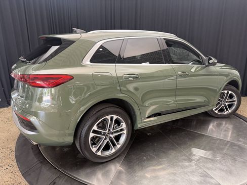 Used 2025 Audi Q5 Premium Plus w/ Premium Plus AWD/4WD image 11