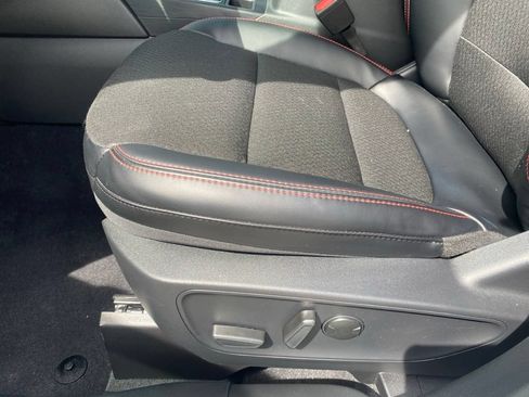 Used 2026 Ford Escape ST-Line w/ Tech Pack #1 FWD image 10
