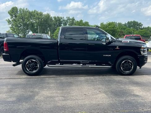 Used 2025 RAM 2500 Laramie AWD/4WD image 52