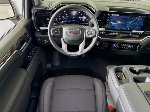 New 2026 GMC Sierra 1500 SLE image 15