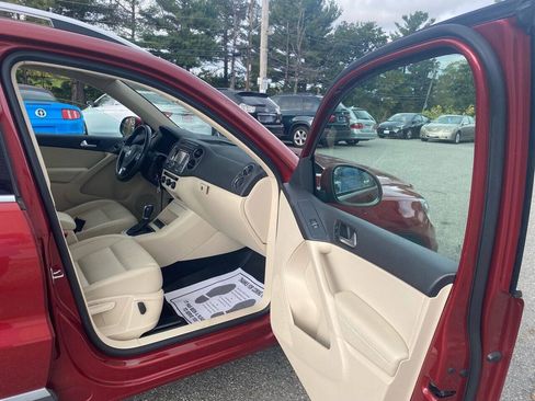 Used 2013 Volkswagen Tiguan SE AWD/4WD image 12