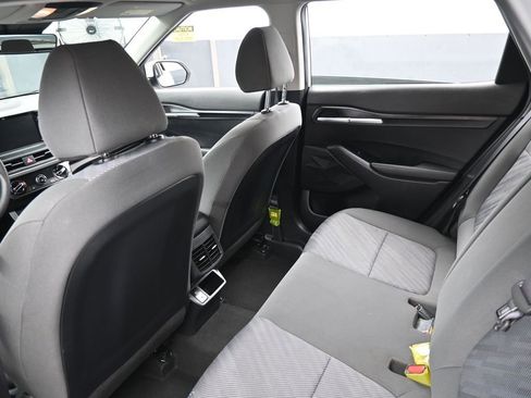 Used 2024 Kia Seltos LX image 32