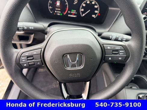 Certified 2026 Honda HR-V LX image 32