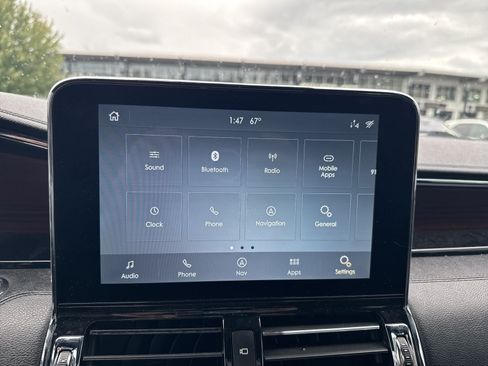Used 2021 Lincoln Navigator Reserve AWD/4WD image 19