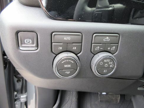 New 2026 Chevrolet Silverado 1500 RST w/ Convenience Package II AWD/4WD image 25