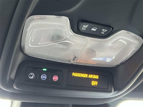 Used 2023 Chevrolet TrailBlazer RS image 24