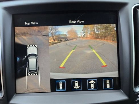 Used 2019 Maserati Levante image 34