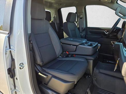 New 2026 Chevrolet Silverado 2500 LT image 18