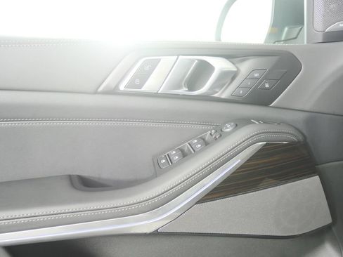 Certified 2026 BMW X5 sDrive40i RWD image 8