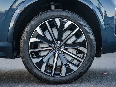 New 2026 Volvo XC90 B6 Ultra w/ Protection Package Premier image 16