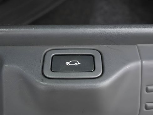 Used 2017 Land Rover Range Rover HSE AWD/4WD image 16