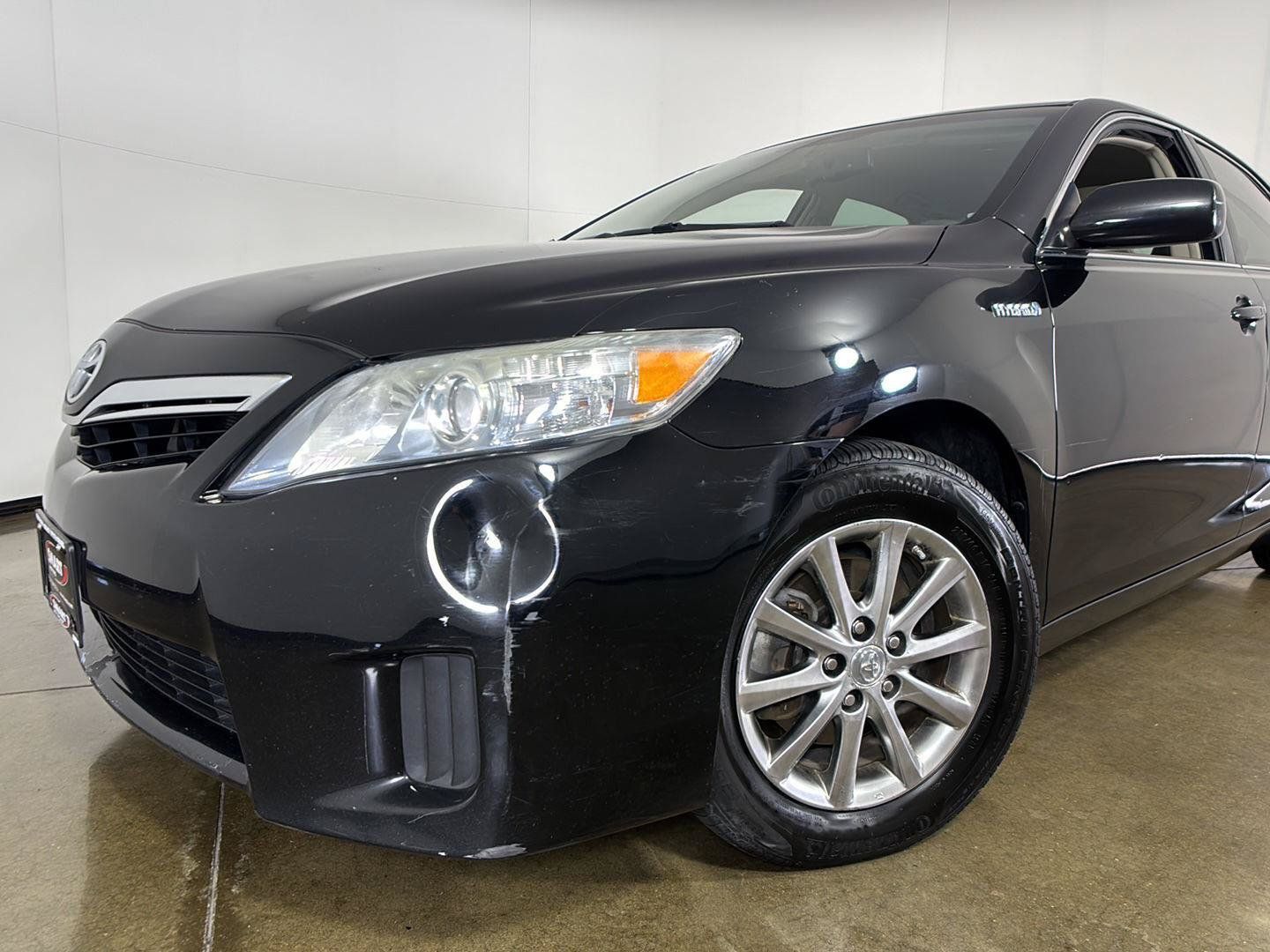 Used 2010 Toyota Camry Hybrid w/ Upgrade Pkg FWD image 5