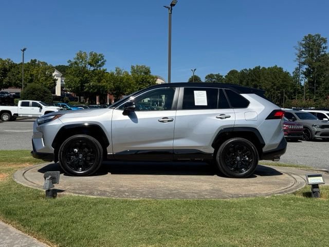 Used 2024 Toyota RAV4 XSE AWD/4WD image 4