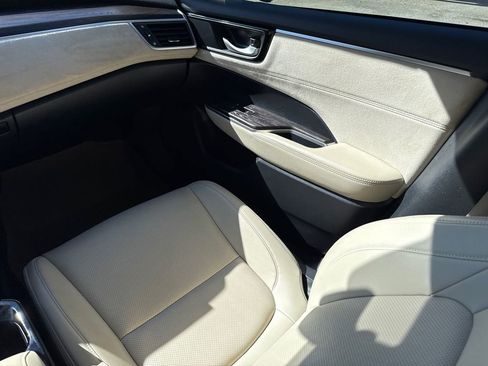 Used 2018 Honda Clarity Touring image 15