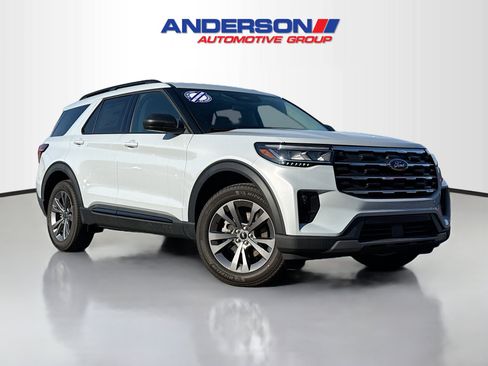 New 2026 Ford Explorer Active w/ Active Comfort Package image 1