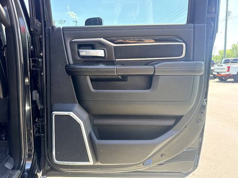 Used 2021 RAM 3500 Laramie AWD/4WD image 33