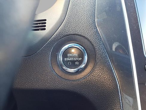 Used 2016 Ford Explorer Limited image 10