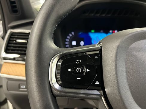 Certified 2024 Volvo XC90 B5 Plus AWD/4WD image 13