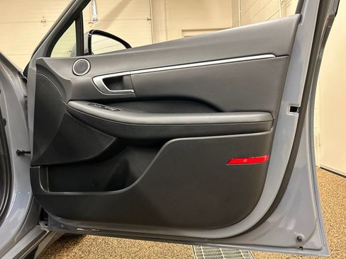 Used 2024 Hyundai Sonata SEL w/ Convenience Package FWD image 16