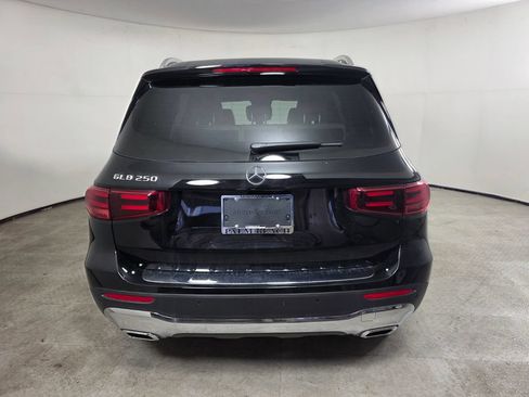 New 2026 Mercedes-Benz GLB 250 image 5