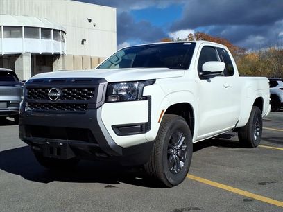 New 2025 Nissan Frontier SV