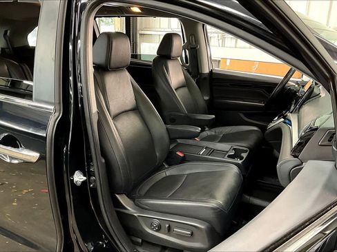 Used 2023 Honda Odyssey Touring image 10