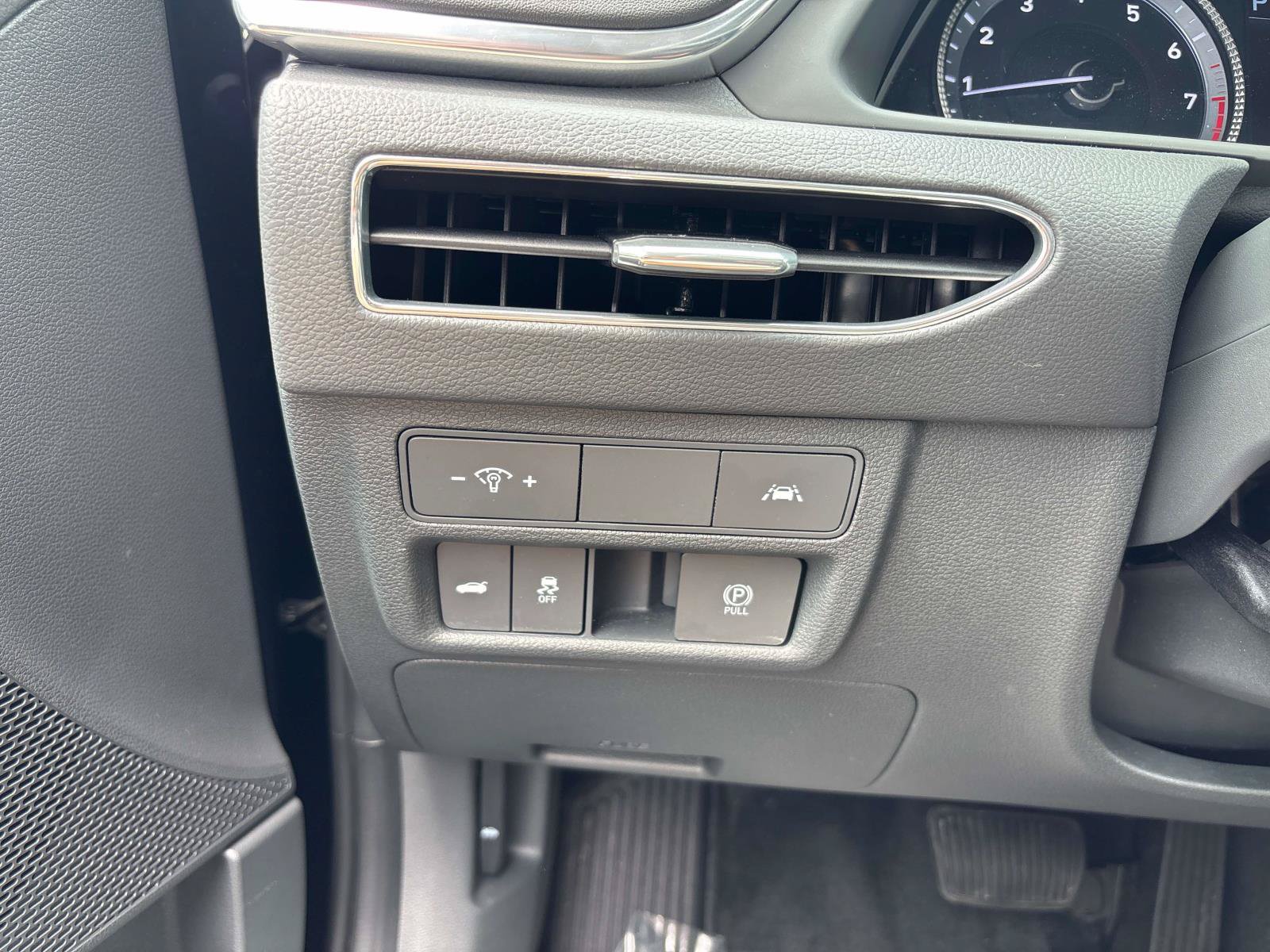 Used 2023 Hyundai Sonata SEL w/ Preferred Accessory Package FWD image 16