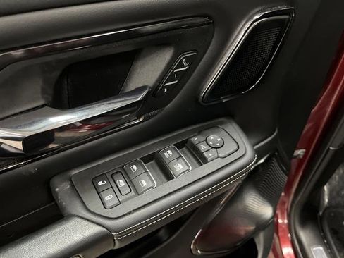 Certified 2025 RAM 1500 Limited image 31