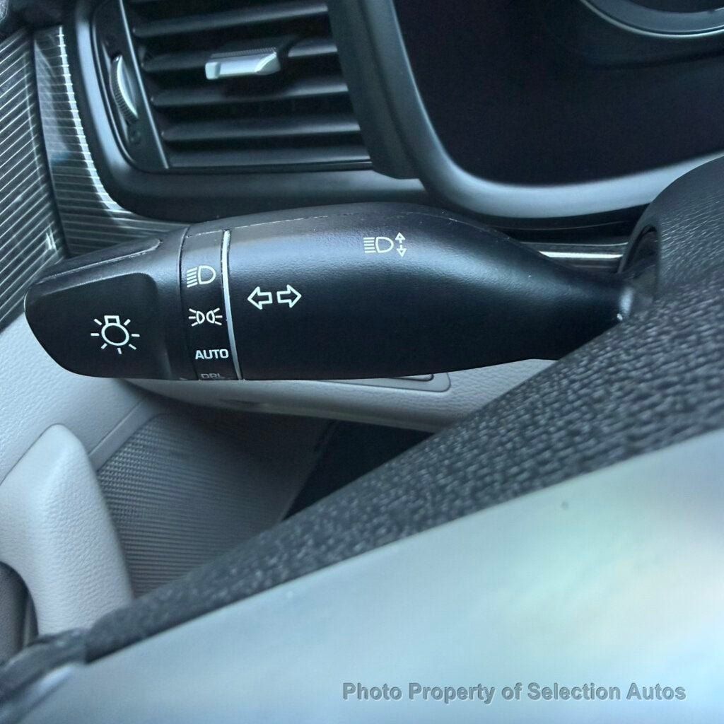 Used 2019 Hyundai Sonata Limited w/ Ultimate Package 04 FWD image 24