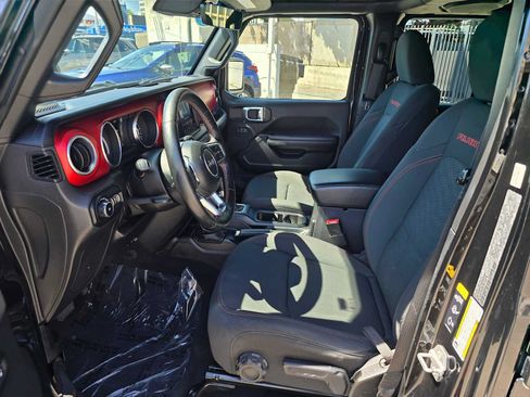 Used 2021 Jeep Wrangler Unlimited Rubicon AWD/4WD image 21